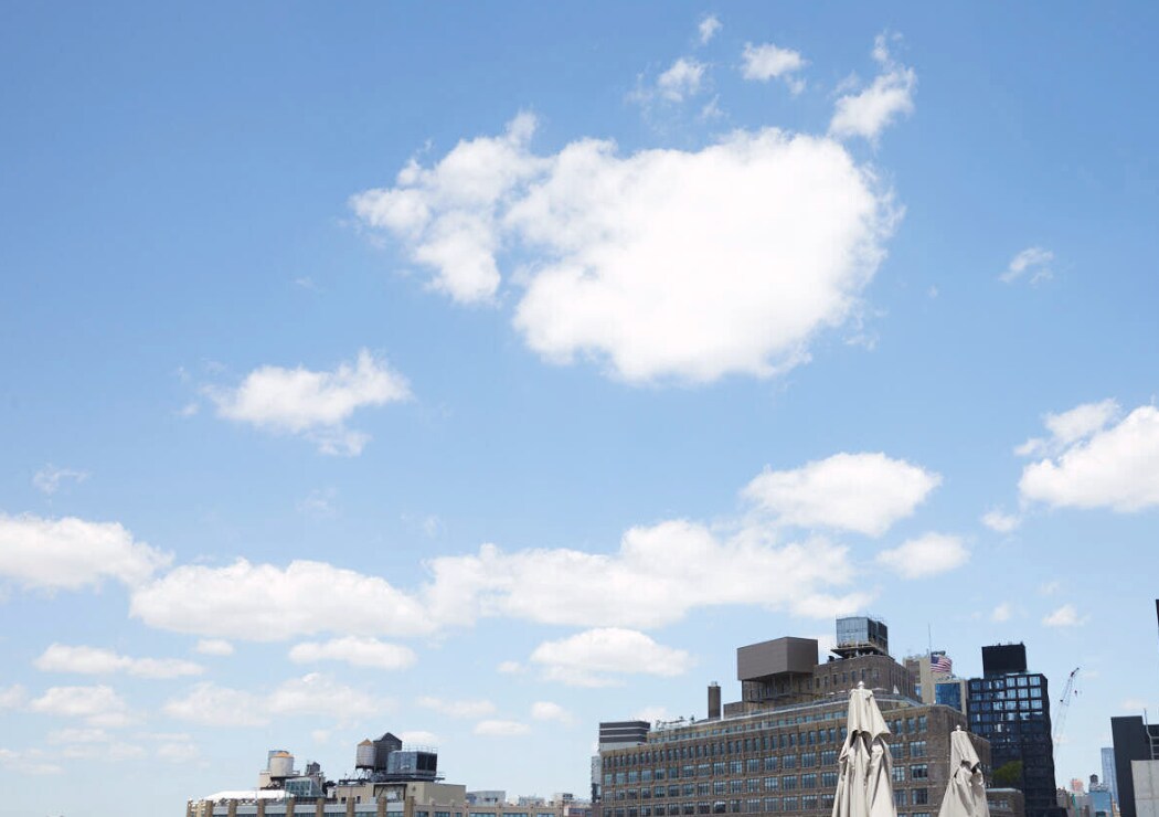 Ciel avec des nuages.