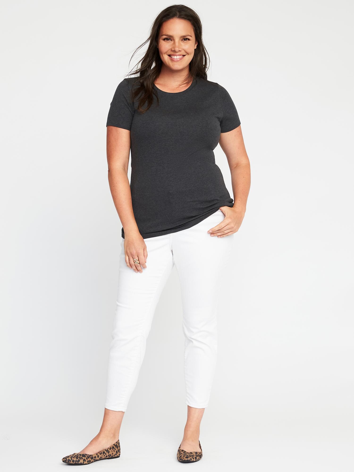 Plus-Size Semi-Fitted Crew-Neck Tee | Old Navy