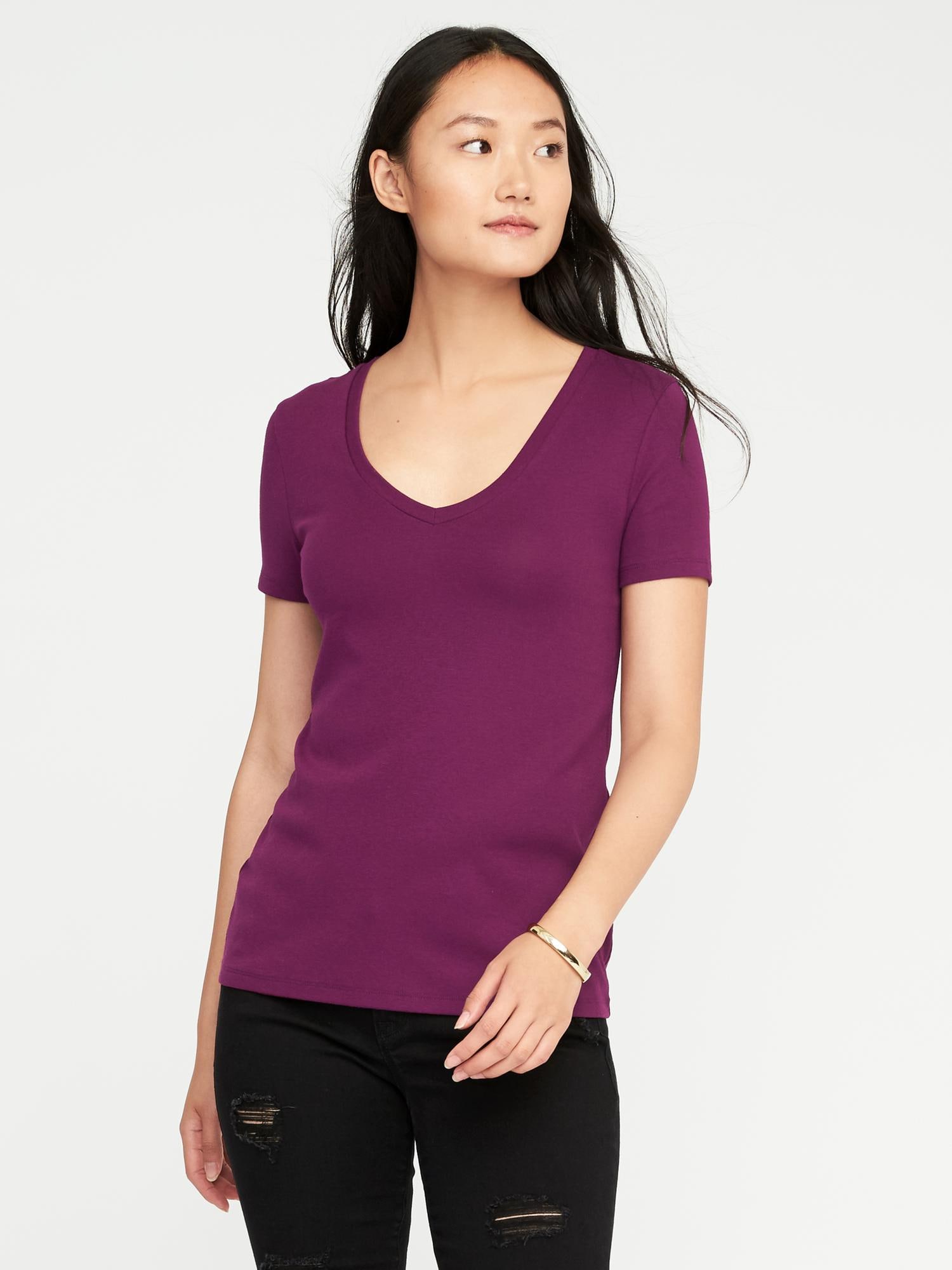 Slim Fit V-neck T-shirt