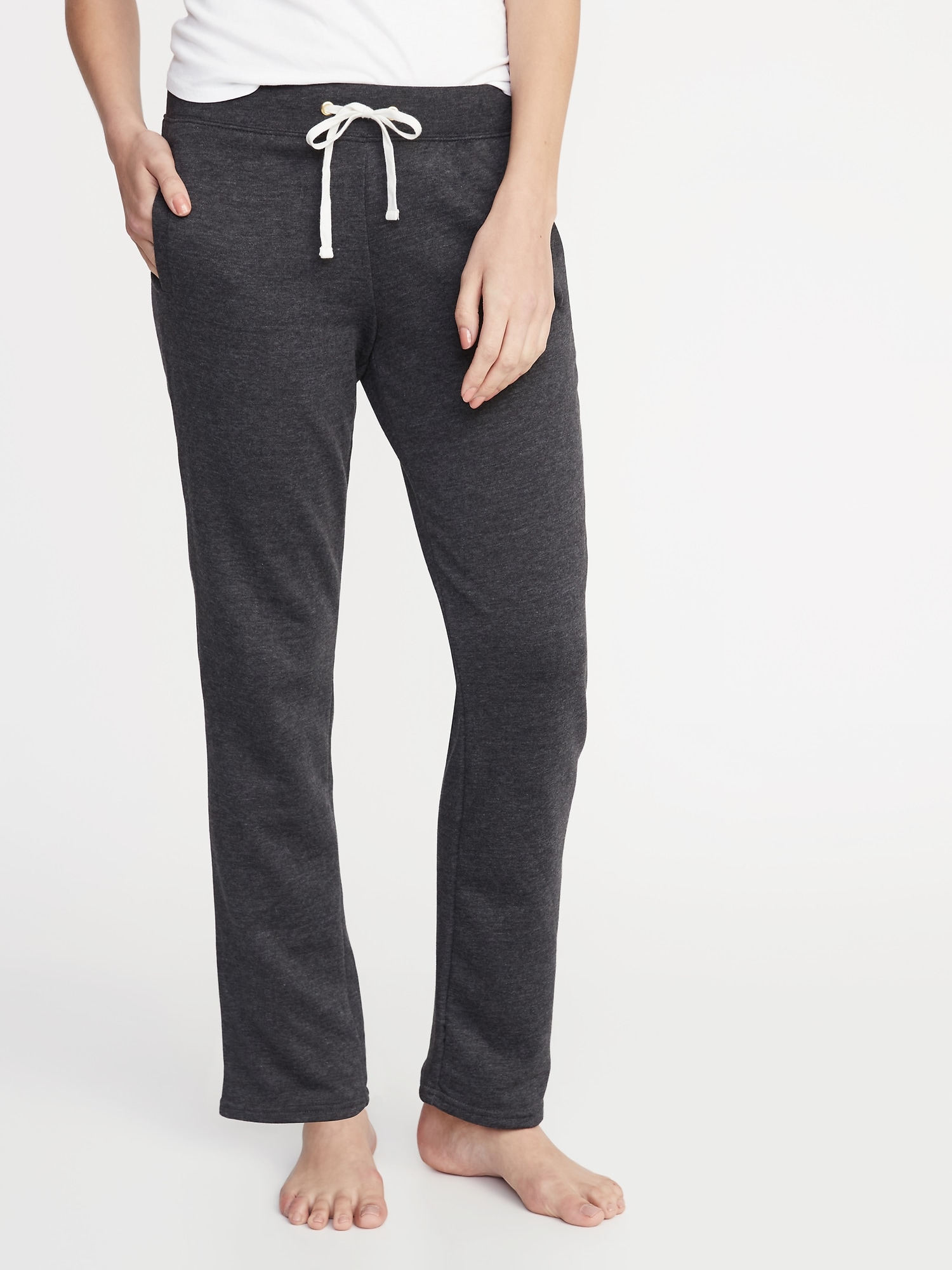 straight leg sweatpants with pockets