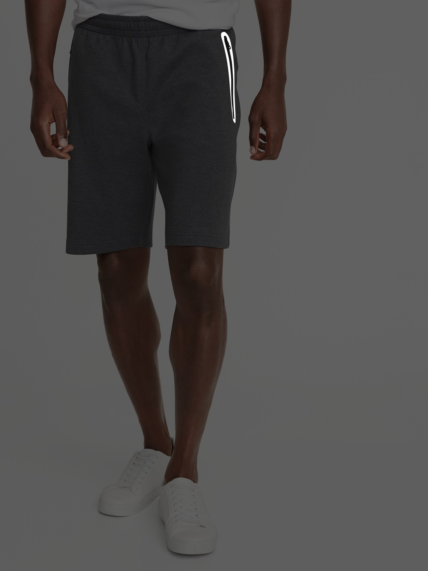 Buy Old Navy Dynamic Fleece Jogger Shorts for Men --9-inch inseam 2024  Online