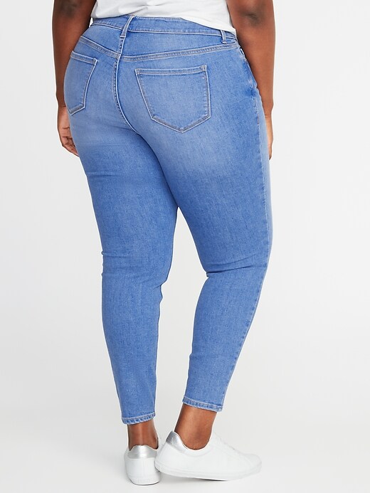 Image number 2 showing, High-Waisted Secret-Slim Pockets Plus-Size Rockstar Cropped Super Skinny Jeans