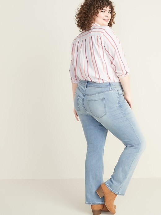 Image number 2 showing, Mid-Rise Plus-Size Kicker Boot-Cut Jeans