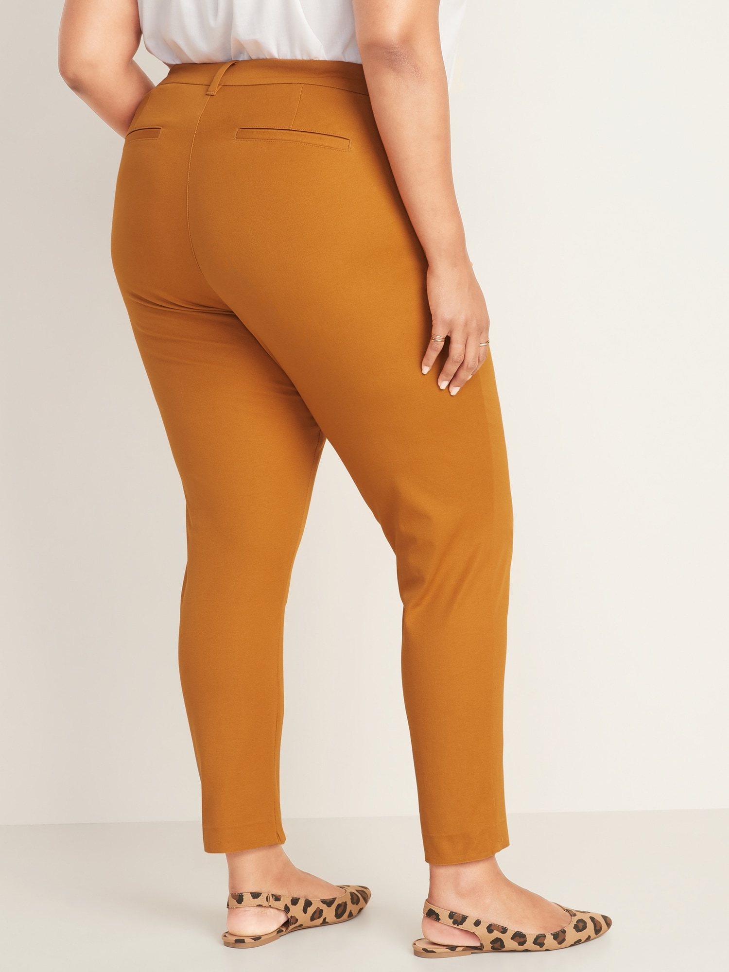 Mid-Rise Secret-Slim Pockets Plus-Size Pixie Pants