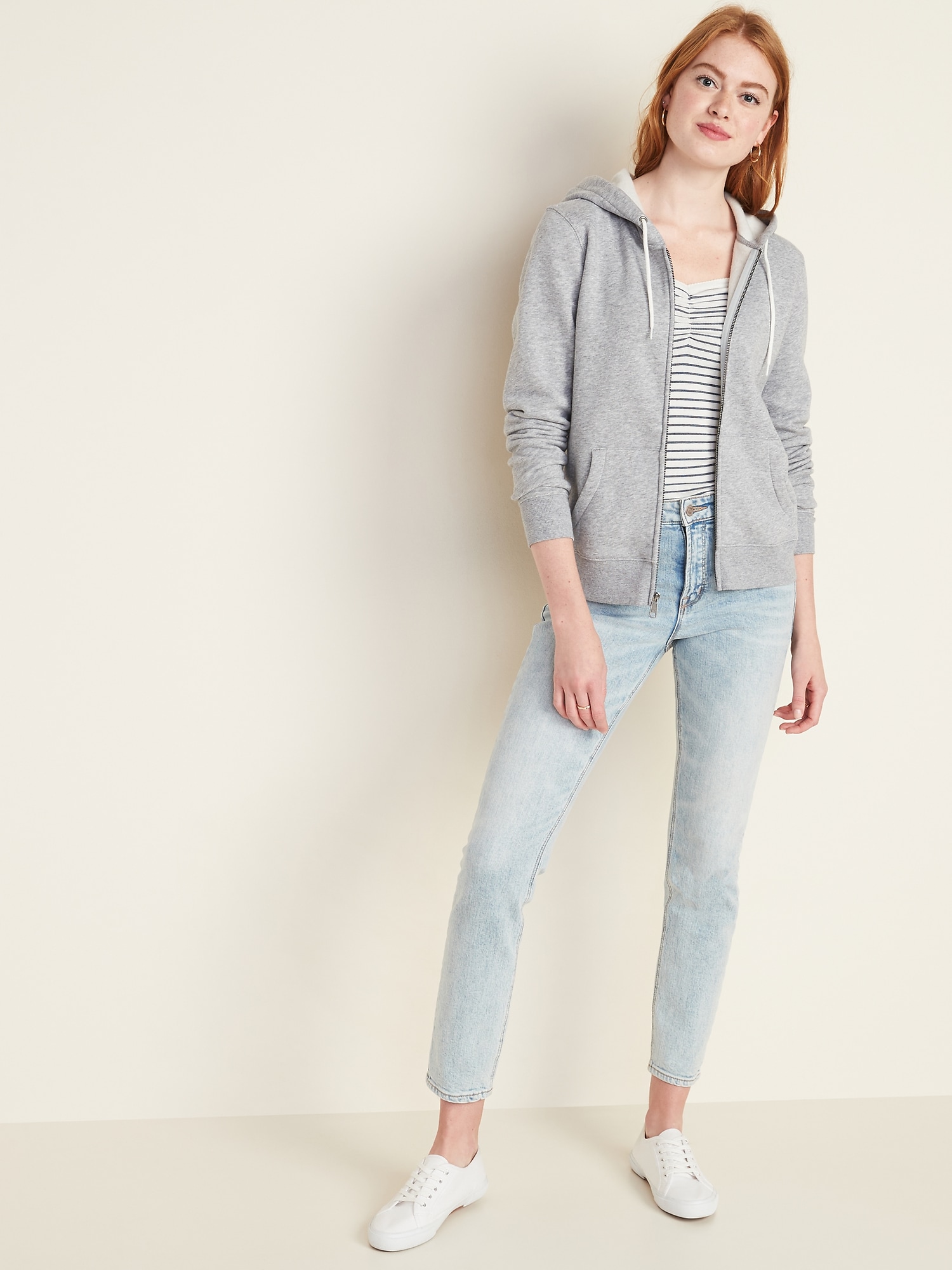 grey hoodie womens outfit