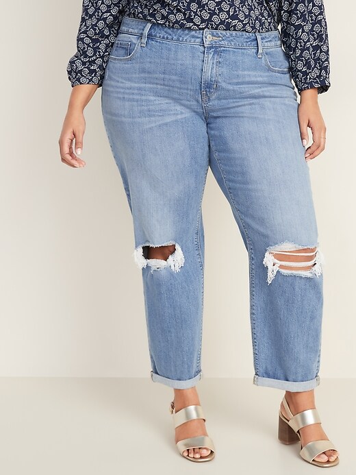 Image number 1 showing, Mid-Rise Plus-Size Boyfriend Straight Distressed Jeans