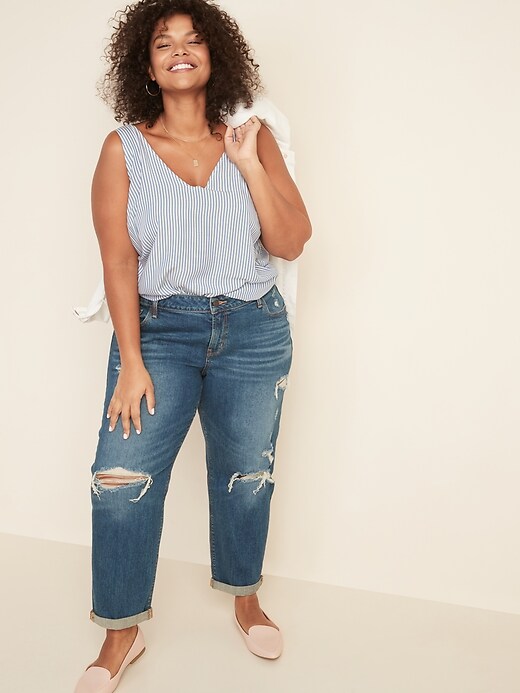 Image number 3 showing, Mid-Rise Plus-Size Boyfriend Straight Distressed Jeans