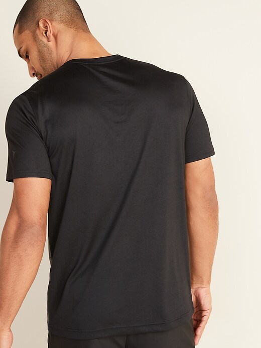 L'image numéro 2 présente T-shirt Core Go-Dry Cool à contrôle des odeurs à couleurs contrastantes pour homme