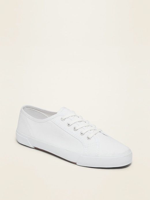 white canvas shoes canada