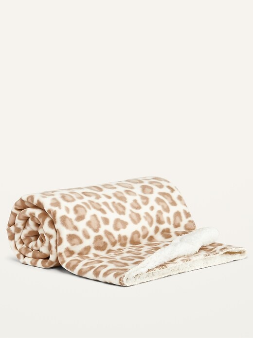 Old Navy Patterned Micro Performance Fleece SherpaLined Blanket