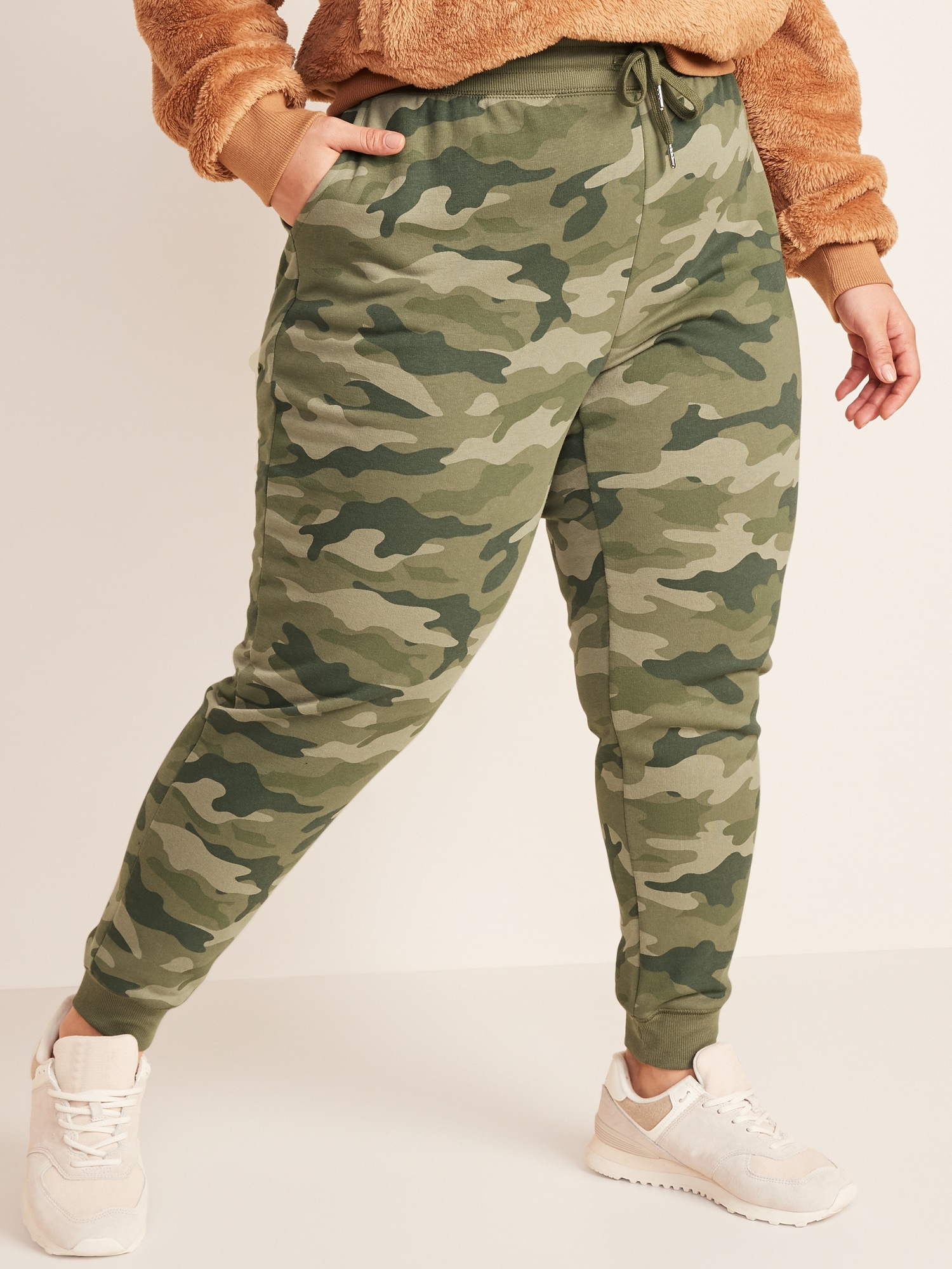 Plus size clearance camo jogger pants