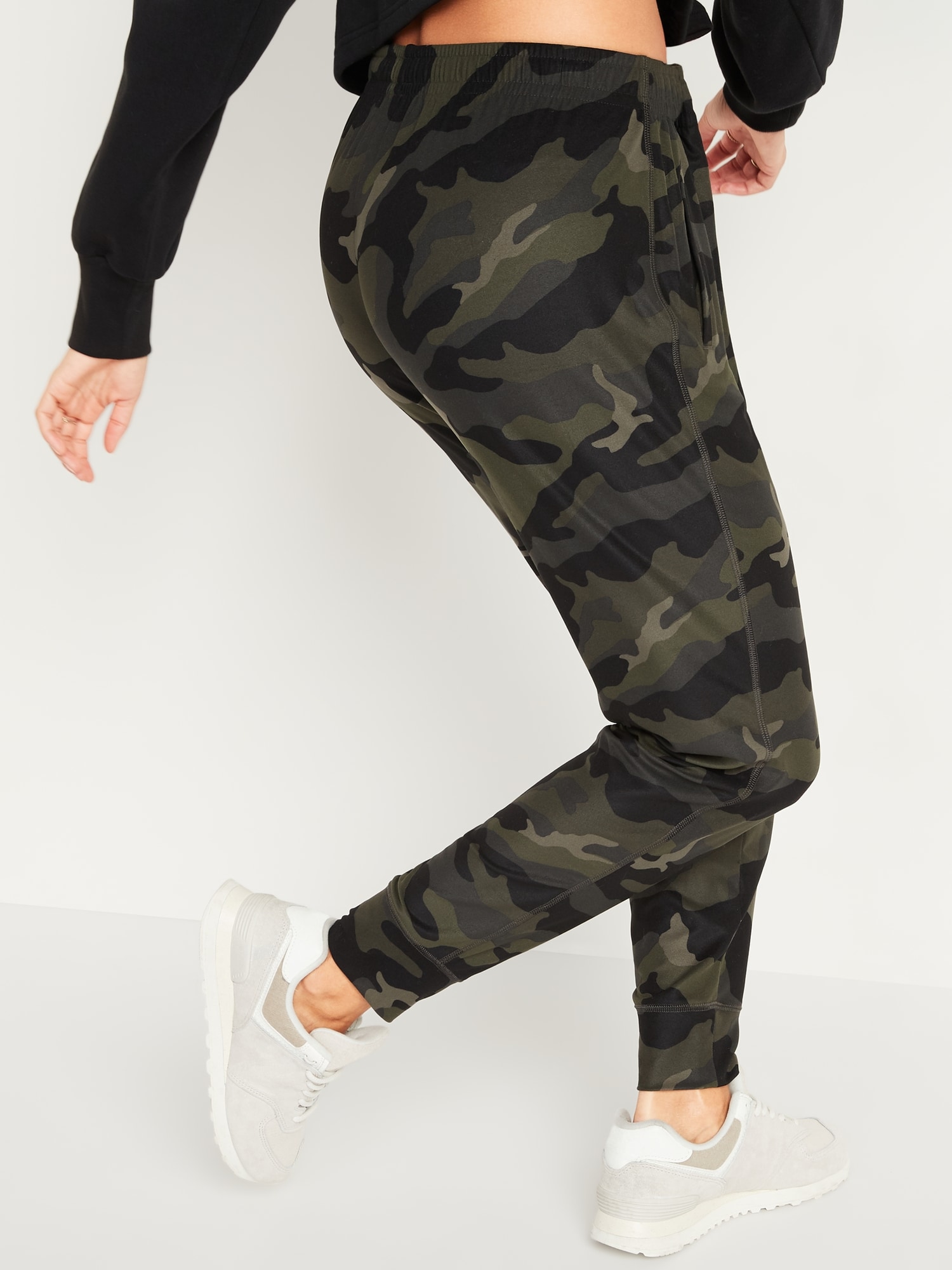 old navy breathe on joggers