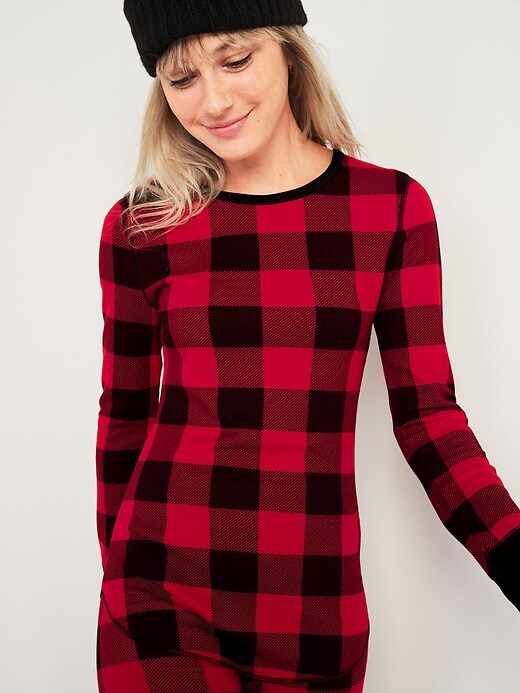 L'image numéro 1 présente T-shirt à manches longues en tricot isotherme à imprimé pour femme