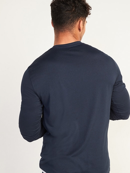 L'image numéro 2 présente T-shirt à imprimé Go-Dry Cool contrôle des odeurs à manches longues pour homme