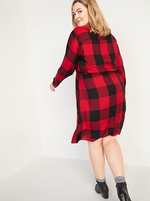 Waist Defined Plaid Flannel No Peek Plus Size Shirt Dress