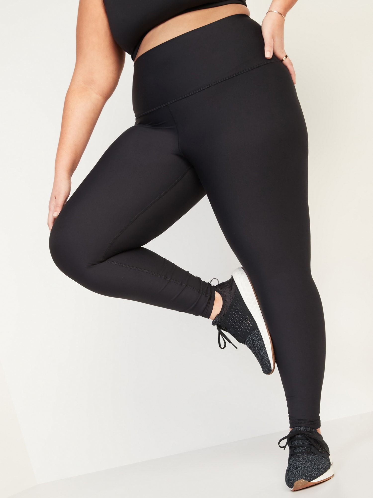 Extra High-Waisted PowerSoft Light Compression Hidden-Pocket Plus-Size  Leggings