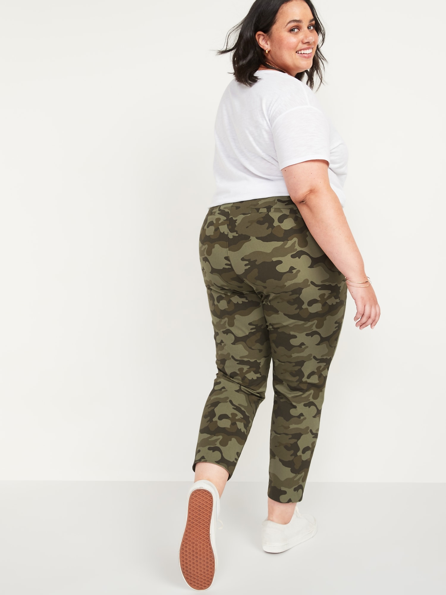 Old Navy Ankle Length Pixie Pants Womens 24 Plus Navy Floral Secret Slim  Pockets