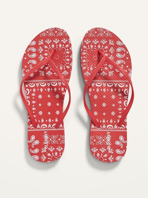 Old Navy Patterned Flip-Flops for Women. 1