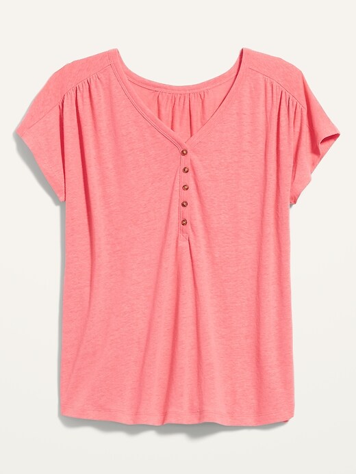 L'image numéro 4 présente T-shirt henley ample à col en V en mélange de lin pour Femme