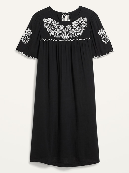 Image number 4 showing, Embroidered Swing Plus-Size Midi Dress