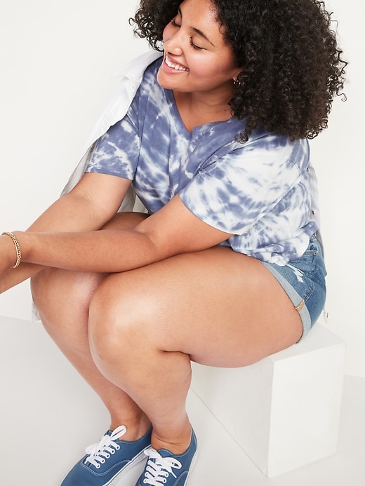 Image number 3 showing, Loose Tie-Dyed V-Neck Plus-Size Crop Tee