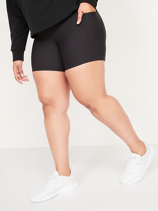 plus size biker shorts with pockets