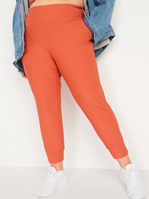 High-Waisted PowerSoft  Plus-Size Crop Joggers