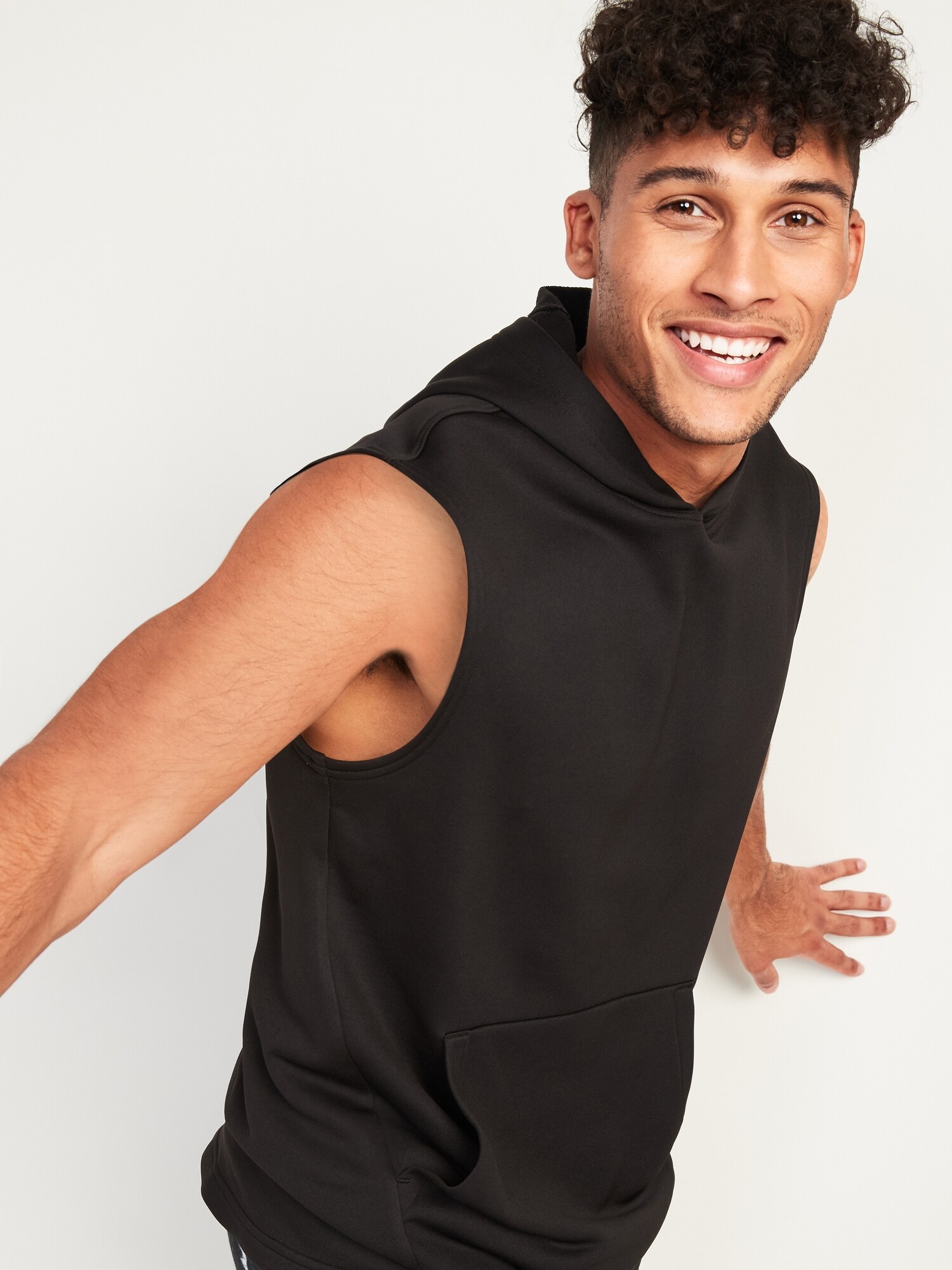 sleeveless pullover hoodie