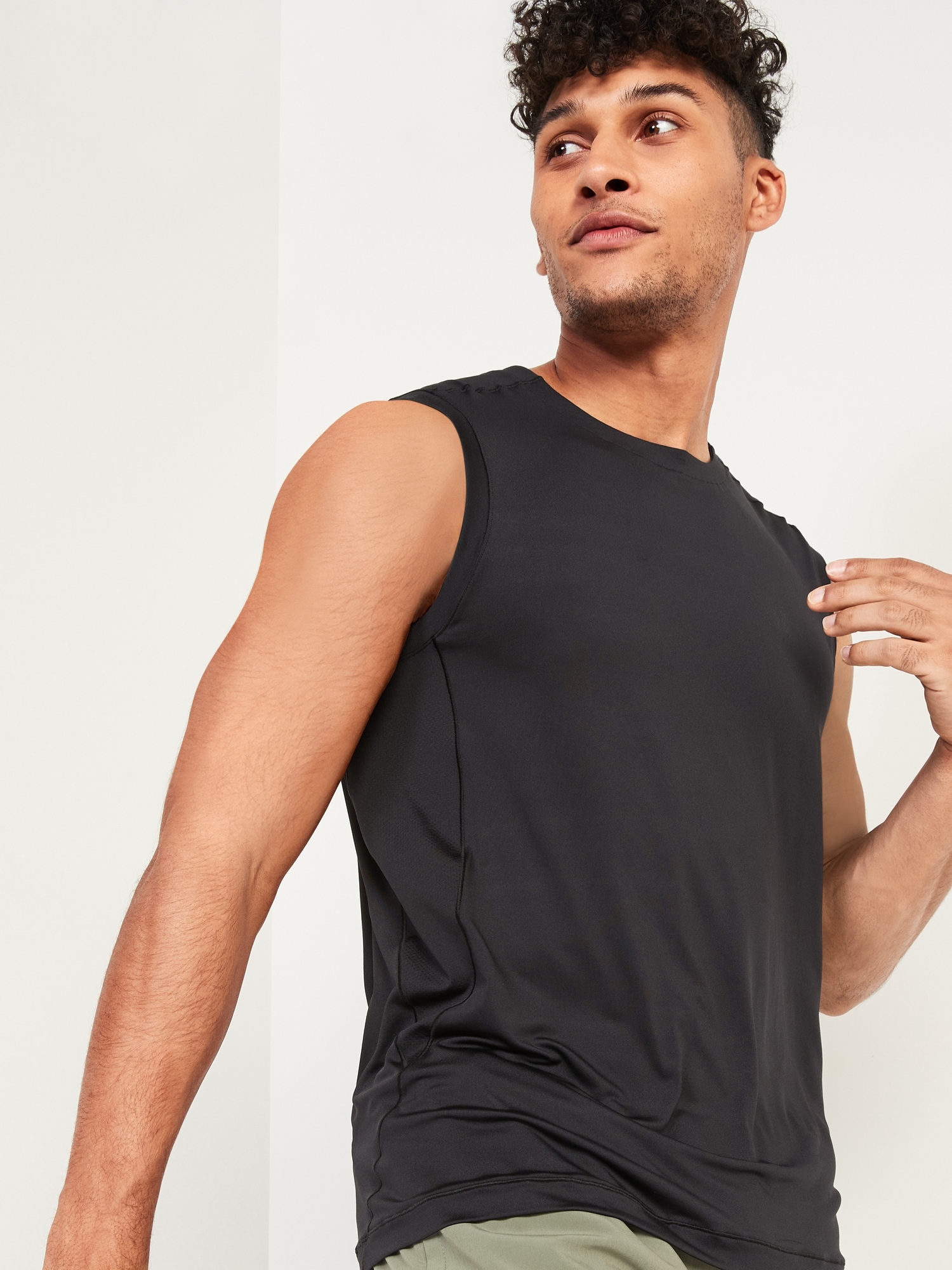 Go-Dry Cool Odor-Control Sleeveless Base Layer T-Shirt for Men