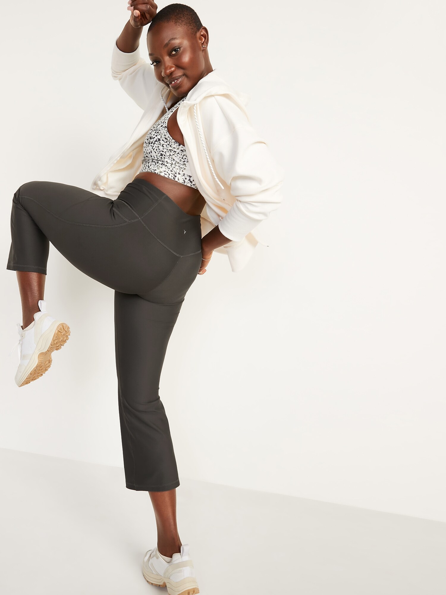 High-Waisted PowerSoft Side-Pocket 7/8-Length Flare Leggings for Women | Old Navy