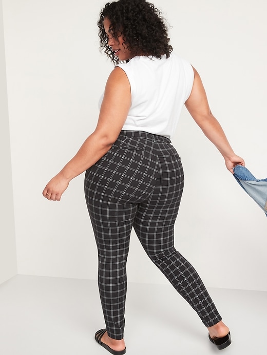 L'image numéro 8 présente Pantalon long Pixie imprimé à taille haute pour Femme