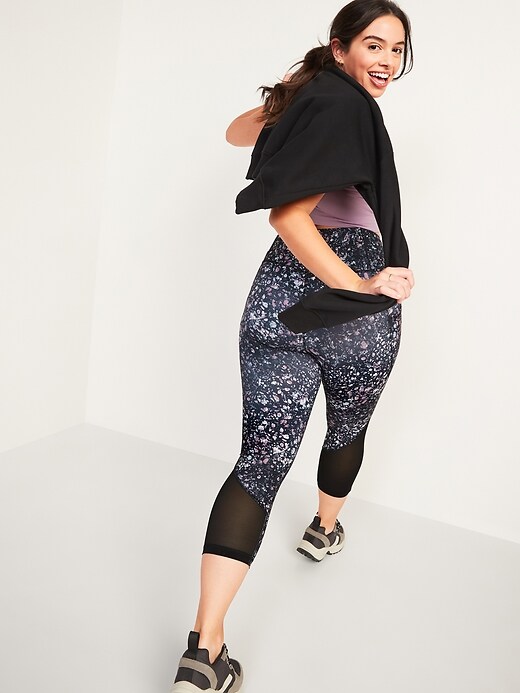 Image number 7 showing, High-Waisted PowerSoft Run Crop Leggings for Women