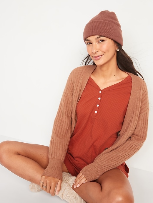 L'image numéro 3 présente Haut tunique de pyjama surdimensionné en tricot pointelle pour Femme