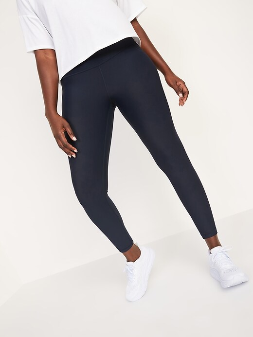 Old Navy Extra High-Waisted PowerSoft Hidden Pocket 7/8-Length Leggings for Women. 1