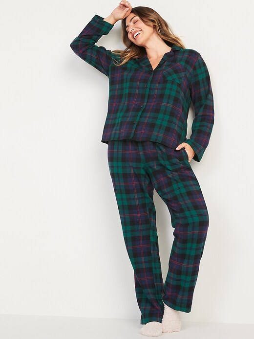 Old Navy Printed Flannel Pajama Set for Women. 1