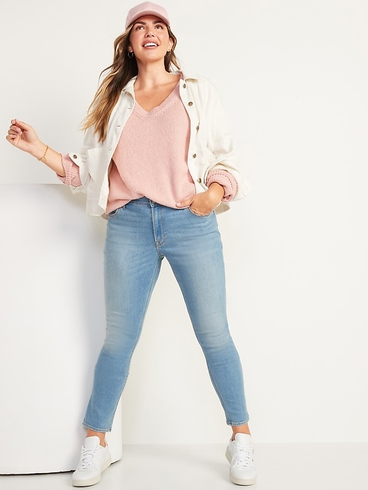 Image number 3 showing, Mid-Rise Light-Wash Skinny Jeans for Women