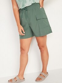 Old Navy - High-Waisted StretchTech Cargo Shorts for Women -- 5-inch inseam