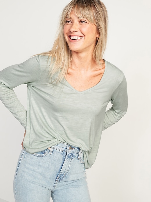 Slub Knit V-neck Long Sleeve Top