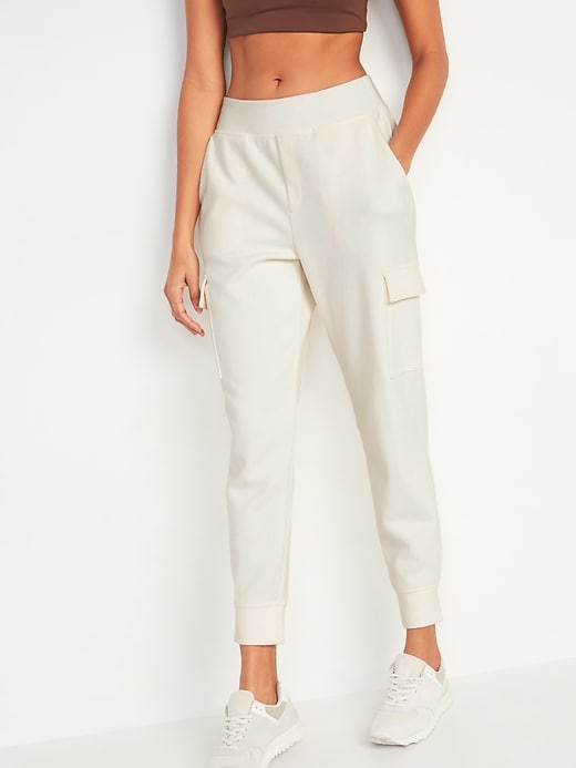 Image number 5 showing, High-Waisted Dynamic Fleece Cargo Jogger Sweatpants