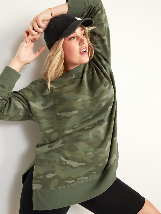 Old Navy Oversized Vintage Tunic Sweatshirt for Women green