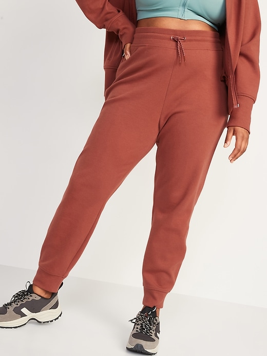 old navy dynamic fleece joggers