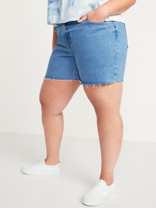 Image number 7 showing, High-Waisted Slouchy Straight Cut-Off Jean Shorts -- 5-inch inseam