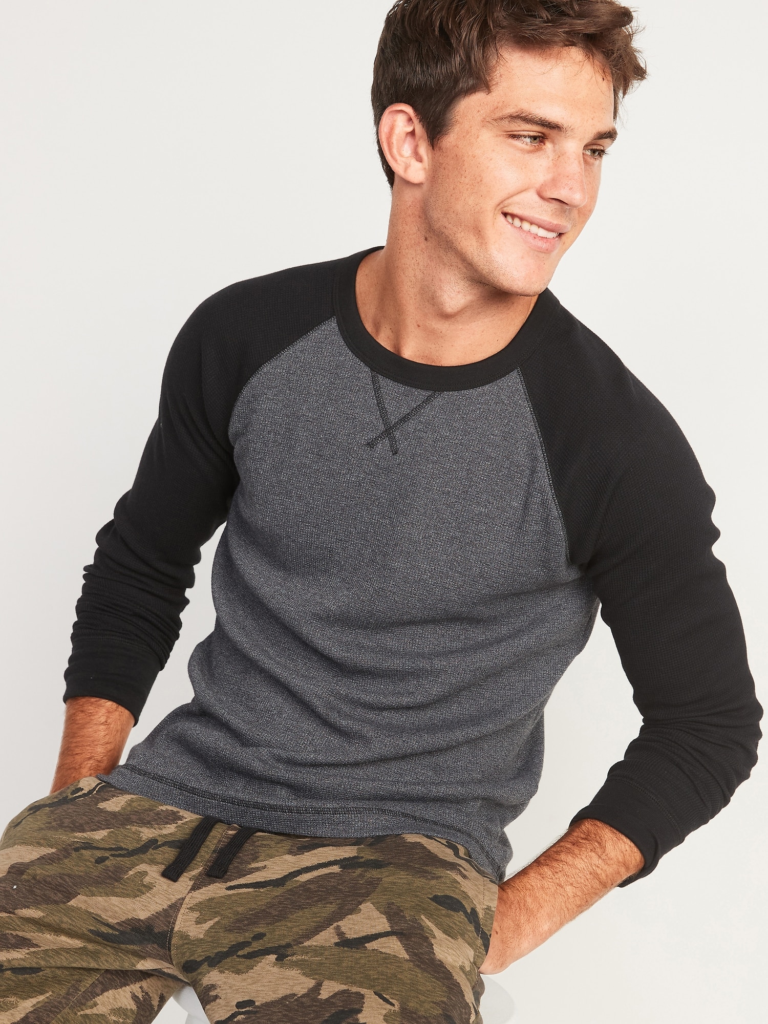 Color-Blocked Thermal-Knit Raglan-Sleeve T-Shirt for Men | Old Navy