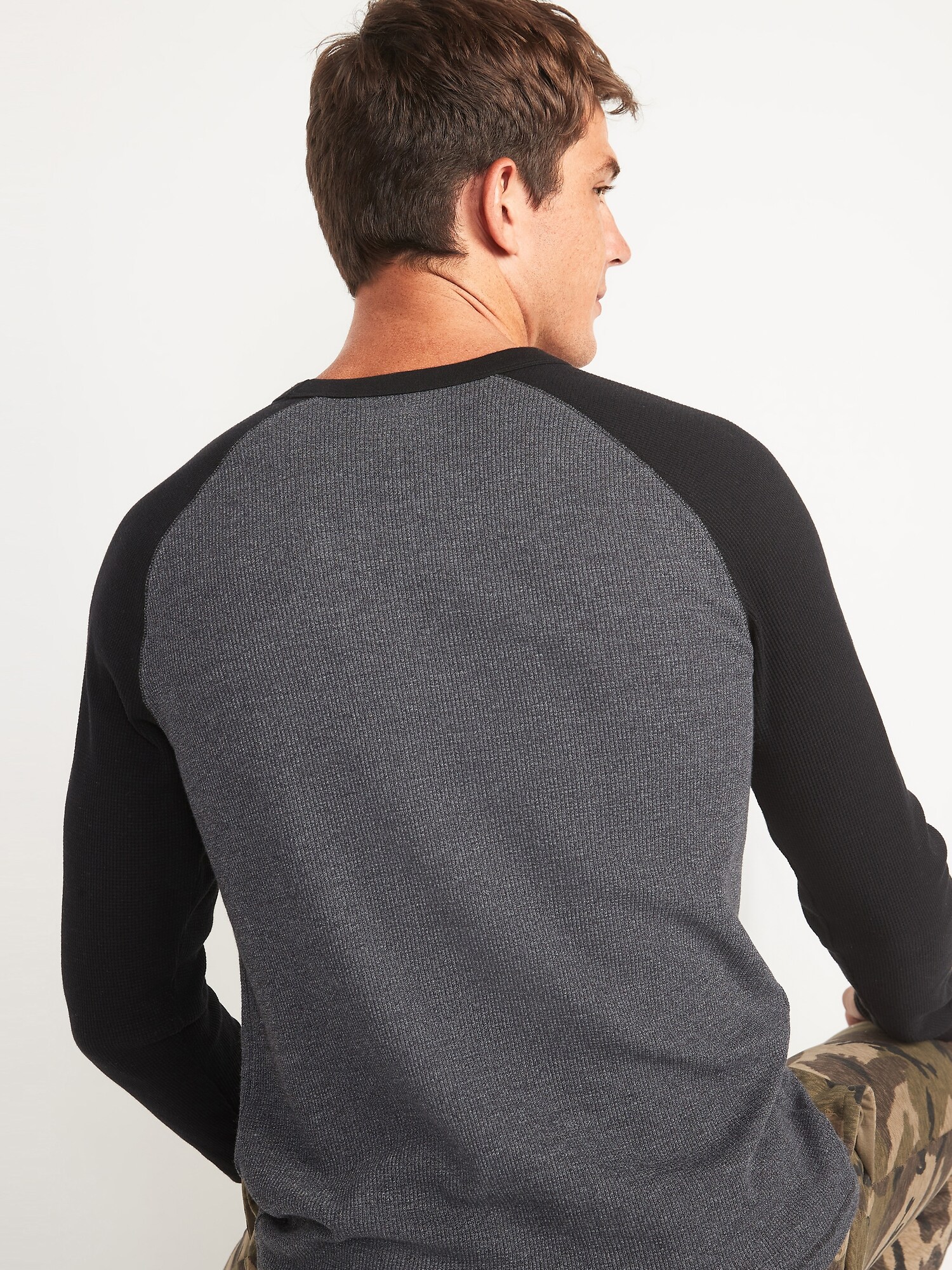 Color-Blocked Thermal-Knit Raglan-Sleeve T-Shirt for Men | Old Navy