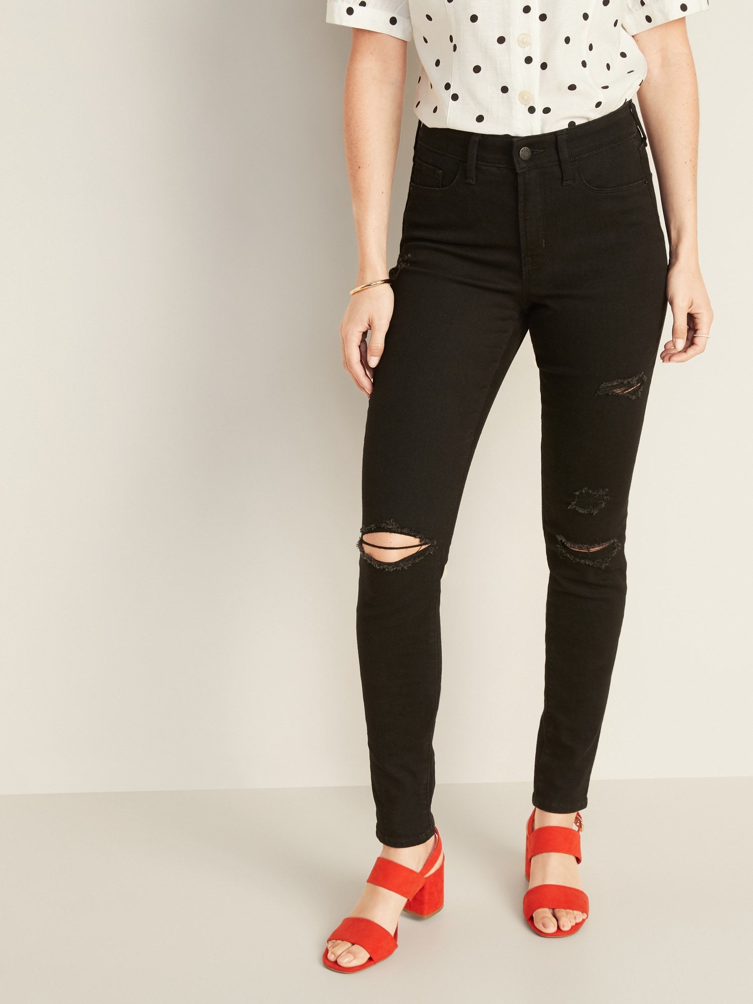 Old navy best sale black ripped jeans