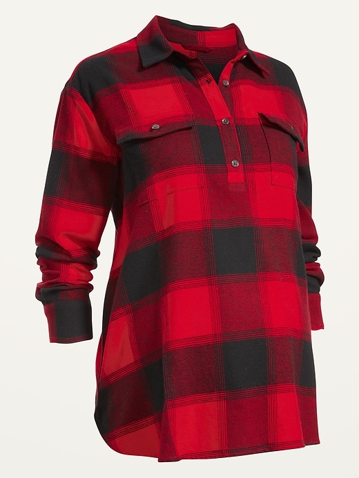 Image number 4 showing, Maternity Oversized Plaid Flannel Boyfriend Shirt