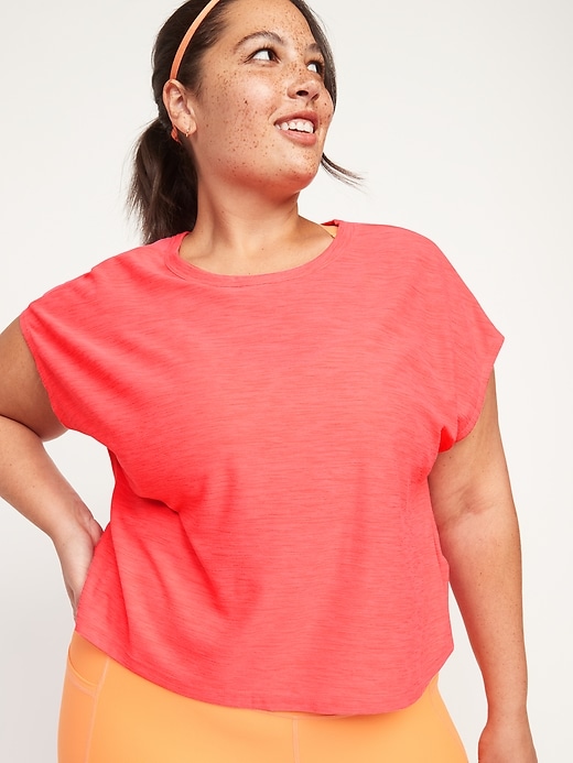 L'image numéro 7 présente T-shirt Breathe ON ample à manches courtes pour Femme