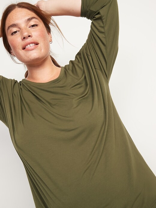 Image number 3 showing, Long-Sleeve UltraLite All-Day Performance Tunic T-Shirt