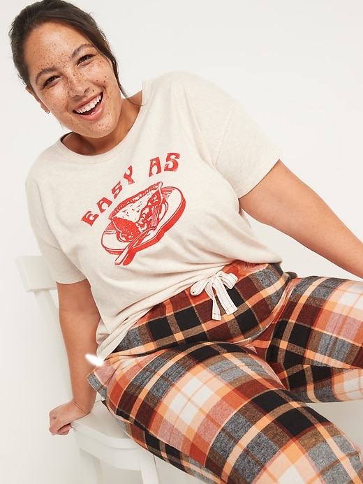 Image number 6 showing, Matching Holiday Graphic T-Shirt for Women