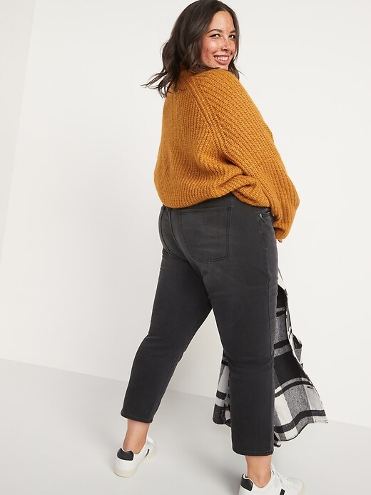 Image number 8 showing, Mid-Rise Built-In Warm Black-Wash Boyfriend Jeans for Women